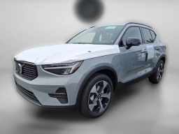Volvo XC40 Core B5 AWD 2026