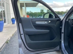 Volvo XC40 Core B5 AWD 2026