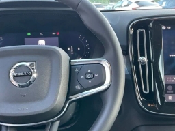 Volvo XC40 Core B5 AWD 2026
