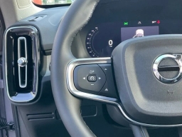 Volvo XC40 Core B5 AWD 2026
