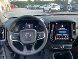 Volvo XC40 Core B5 AWD 2026
