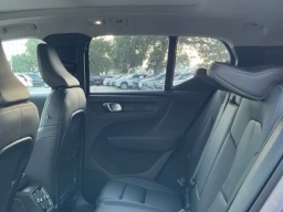 Volvo XC40 Core B5 AWD 2026