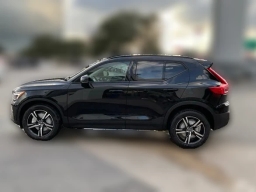 Volvo XC40 Core B5 AWD 2026