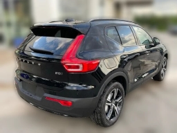 Volvo XC40 Core B5 AWD 2026