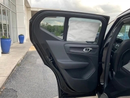 Volvo XC40 Core B5 AWD 2026