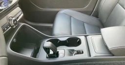 Volvo XC40 Core B5 AWD 2026