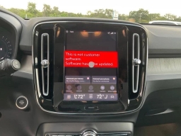 Volvo XC40 Core B5 AWD 2026