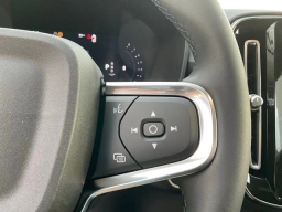 Volvo XC40 Core B5 AWD 2026
