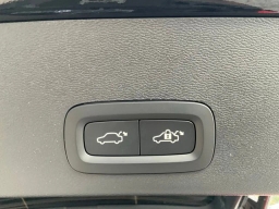 Volvo XC40 Core B5 AWD 2026