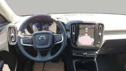 Volvo XC40 Core B5 AWD 2026
