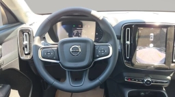 Volvo XC40 Core B5 AWD 2026
