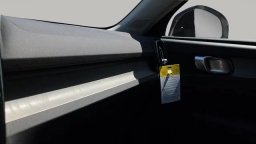 Volvo XC40 Core B5 AWD 2026