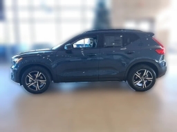 Volvo XC40 Core B5 AWD 2026