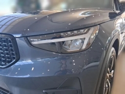 Volvo XC40 Core B5 AWD 2026
