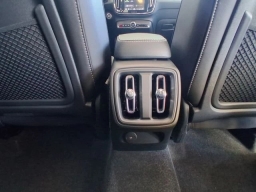 Volvo XC40 Core B5 AWD 2026