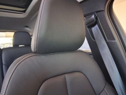 Volvo XC40 Core B5 AWD 2026
