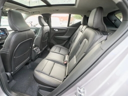 Volvo XC40 Core B5 AWD 2026
