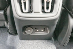 Volvo XC40 Core B5 AWD 2026