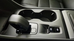 Volvo XC40 Core B5 AWD 2026