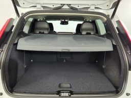 Volvo XC40 Core B5 AWD 2026