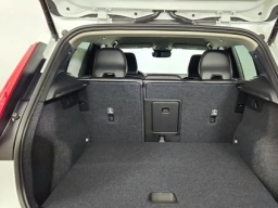 Volvo XC40 Core B5 AWD 2026
