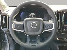 Volvo XC40 Core B5 AWD 2026