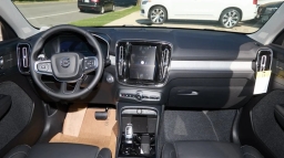 Volvo XC40 Ultra B5 AWD 2026