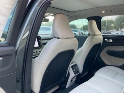 Volvo XC40 Ultra B5 AWD 2026