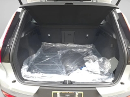 Volvo XC40 Ultra B5 AWD 2026