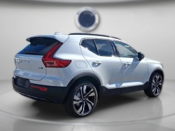 Volvo XC40 Ultra B5 AWD 2026