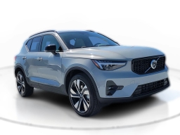 Volvo XC40 Ultra B5 AWD 2026