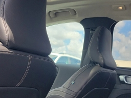 Volvo XC40 Ultra B5 AWD 2026