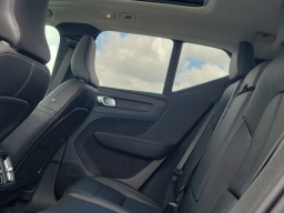 Volvo XC40 Ultra B5 AWD 2026