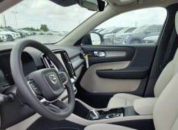 Volvo XC40 Ultra B5 AWD 2026