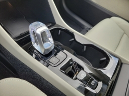 Volvo XC40 Ultra B5 AWD 2026