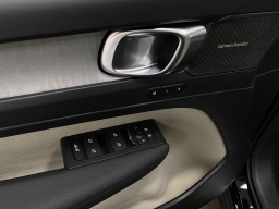 Volvo XC40 Ultra B5 AWD 2026