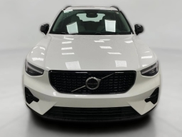 Volvo XC40 Ultra B5 AWD 2026
