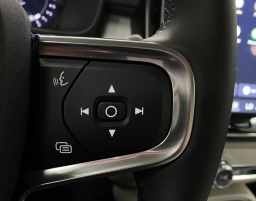 Volvo XC40 Ultra B5 AWD 2026