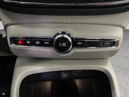 Volvo XC40 Ultra B5 AWD 2026