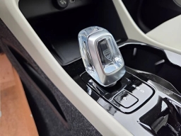 Volvo XC40 Ultra B5 AWD 2026