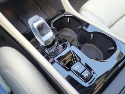 Volvo XC40 Ultra B5 AWD 2026