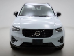 Volvo XC40 Ultra B5 AWD 2026