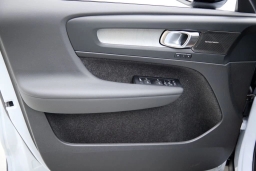 Volvo XC40 Ultra B5 AWD 2026