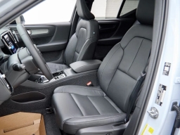 Volvo XC40 Ultra B5 AWD 2026