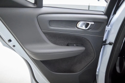Volvo XC40 Ultra B5 AWD 2026