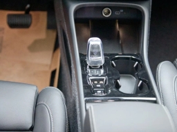 Volvo XC40 Ultra B5 AWD 2026