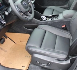 Volvo XC40 Ultra B5 AWD 2026