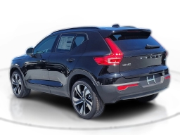 Volvo XC40 Ultra B5 AWD 2026