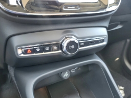 Volvo XC40 Ultra B5 AWD 2026