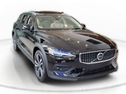 Volvo V60 Cross Country Plus B5 AWD 2026